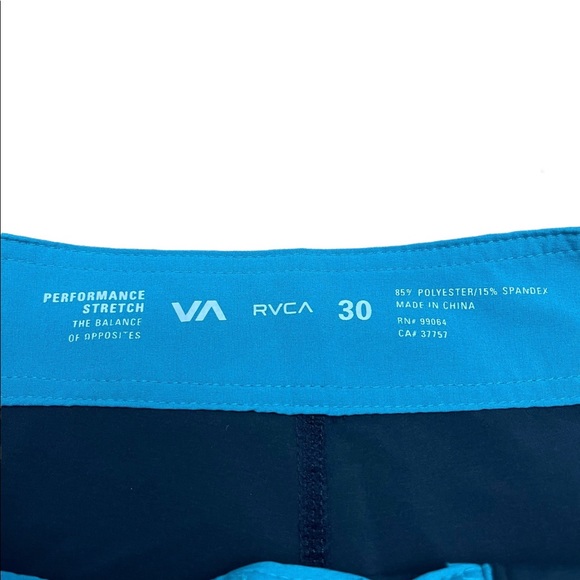 RVCA - MEN’S EASTERN BOARD SHORTS |EXCELLENT CONDITION - Picture 4 of 8